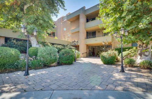 Granada Hills Condo with Community Pool and Workspace - Foto 19