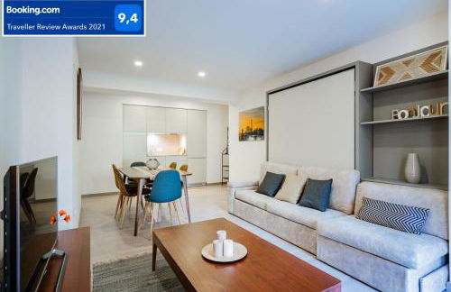 Exclusive quietness in the heart of Madrid with Public Parking, Breakfast, 2 bathrooms - Photo 2