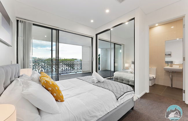 Aircabin Annandale Comfy 3 Bed Townhouse - Photo 4