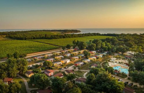 Amazing Home In Novigrad With Wifi - Photo 9