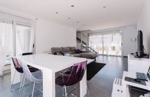 Hauzify I Can Moiset - Photo 3