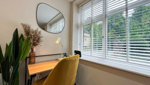 Plush Leeds Bungalow, Free Parking - Foto 3