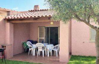 Conchiglia Family Garden Retreat - 2BR - Near the Sea - Wi-Fi - AC - BBQ - Pet Friendly - Foto 1