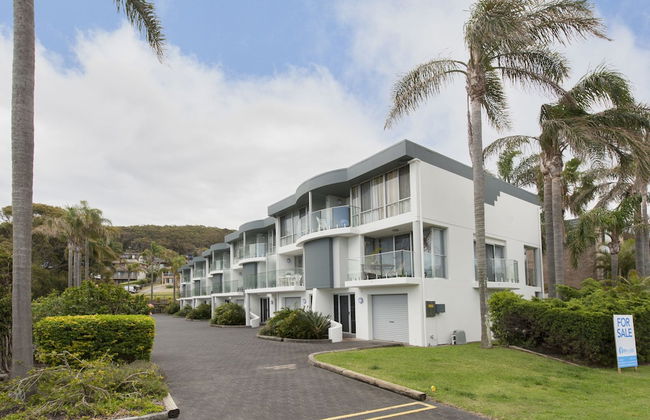 9 Cirrus at Fingal Bay - Photo 17