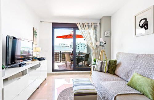 La Cala stylish one bed apartment - Photo 17