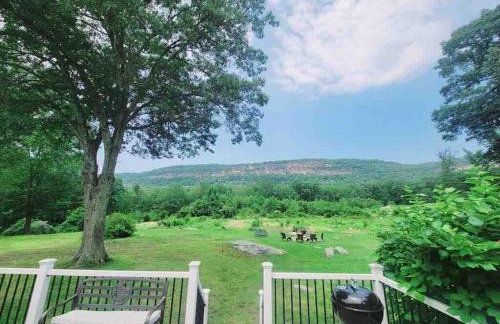 The Yuzu stunning mountain retreat with hot tub - Foto 42