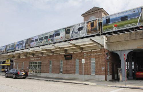 The Mod Pad! 15 minute from Airport, Free Parking! - Foto 24