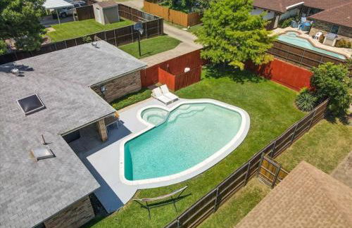 Vibrant Spacious Home w Private Pool and Jacuzzi - Foto 50