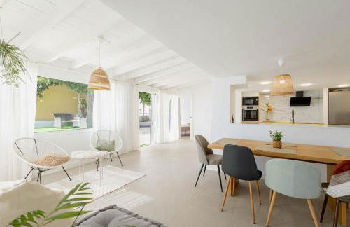 Countryside Elegant 4-Bedroom Suite, Pool & Garden - Foto 67