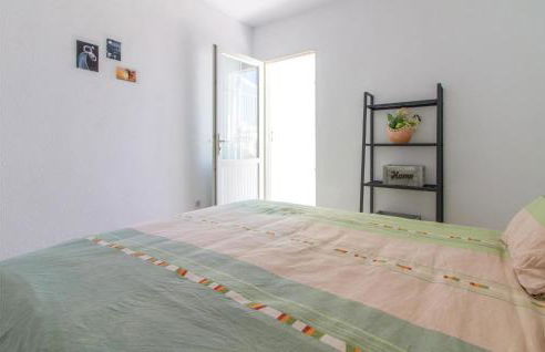 Stunning Apartment In Torrevieja - Foto 19