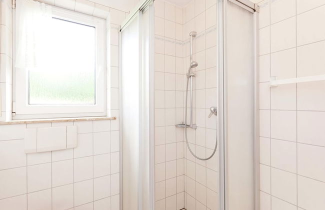 Modern Apartment in Bolsdorf With Sauna - Foto 12