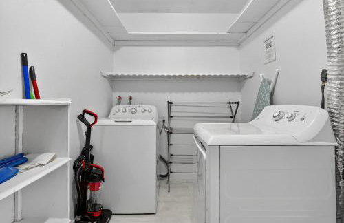 Heated Pool Villa with Mini Golf & Game Room Fort Lauderdale - Foto 50