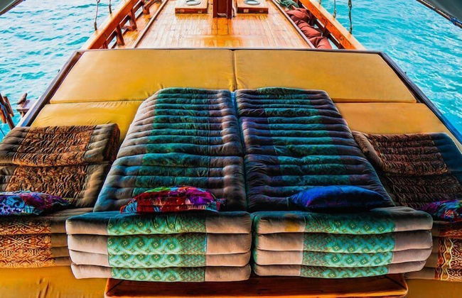 Komodo Pirate Boat - Phinisi Liveaboard - Foto 19