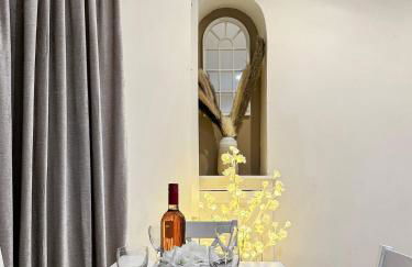 3 bed home in Tonypandy with Balcony View Room - Foto 13