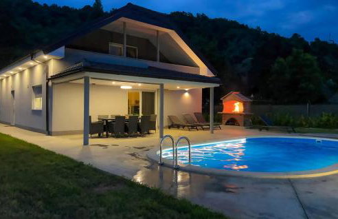 Awesome Home In Krapinske Toplice - Foto 13