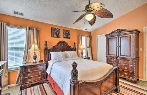 Hampton Home with Fireplace and Close to Beaches! - Foto 13