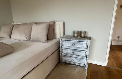 Lakefront Studio - Teil der HolidayEscapes Kollektion - Foto 16