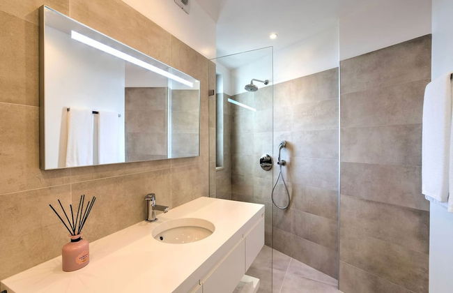 Villa Centeanes Luxury Villa Enviable Position s - Foto 26