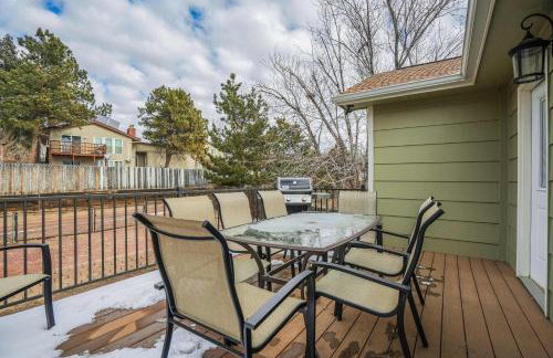 Crestview Place Family Home 2 Mins to UCCS Patio and BBQ - Foto 21