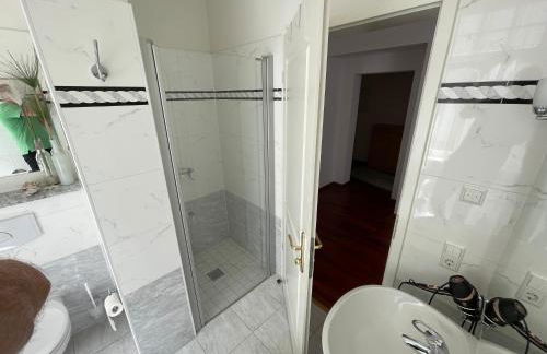 Villa 18 Boutique Apartment mit Gartenblick kostenfreies Parken Zoo und Zentrum fußläufig - Foto 9