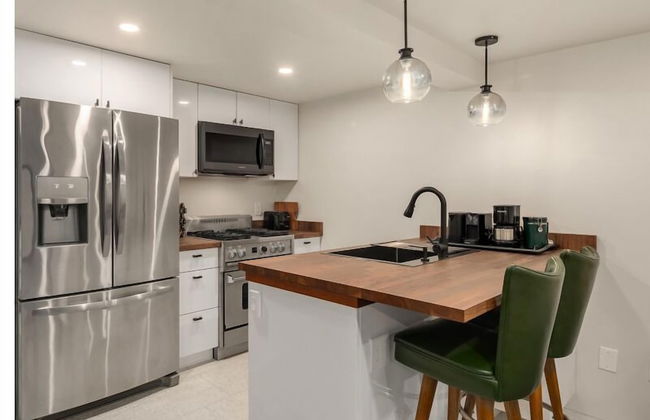 Sunnyside Studio on Green Lake - Photo 2