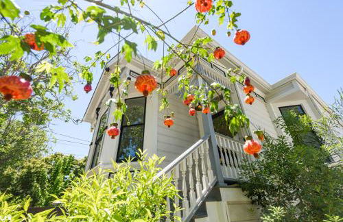 Garden Level Flat in 1885 Queen Anne Victorian Cottage in Alameda - Foto 3