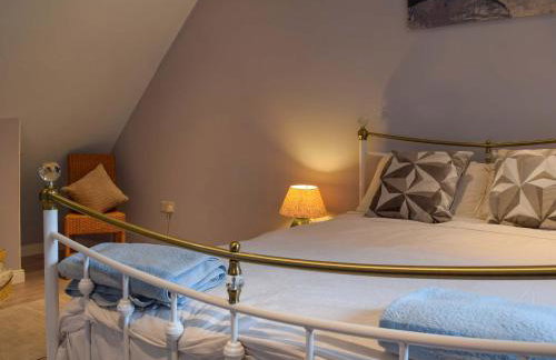 The Ewelme Hideaway - Photo 11