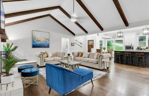 Lakefront, Saltwater Pool, Backyard Oasis, Private Dock, Home Gym - Foto 59