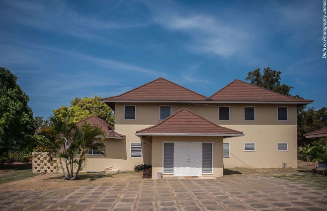 Breezy Shores at Cardiff Hall - Photo 37