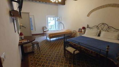 Sulla via Francigena - Foto 2