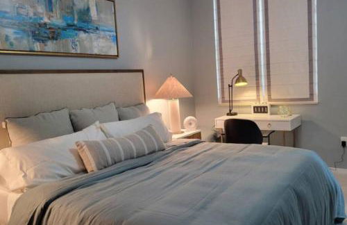 Turnkey Tranquility with Marina & Intercoastal views - Foto 35