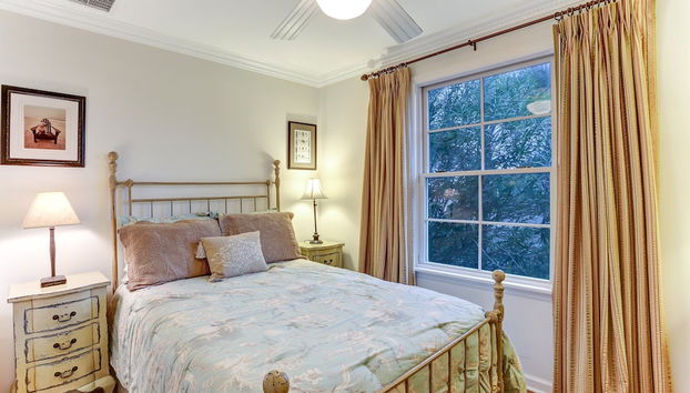 Ocean Ave Spacious Seaside Cottage by RedAwning - Foto 4, Habitación