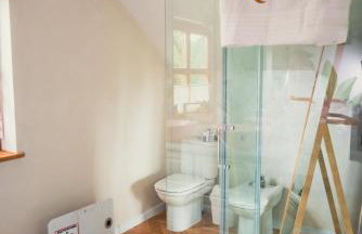 Przystanek Jeziorna 49 - Foto 76