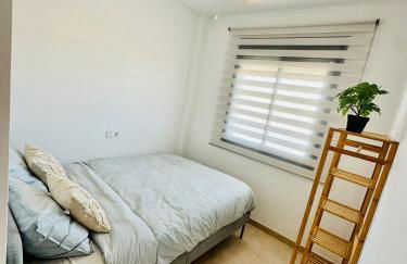 Apartamento con Piscina y Jardín Fantástico Cala Sirenas - Nuevo - Foto 6