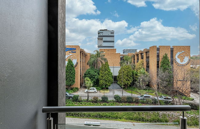 KMG Apartments at The Apex on Smuts - Foto 56