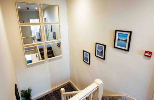 Luxury central Windermere Apartment - Photo 17