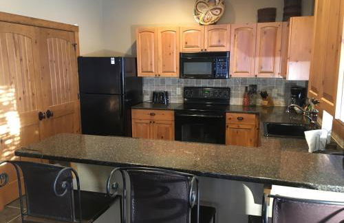 Boyne Mountain Creekside Condo - Foto 9