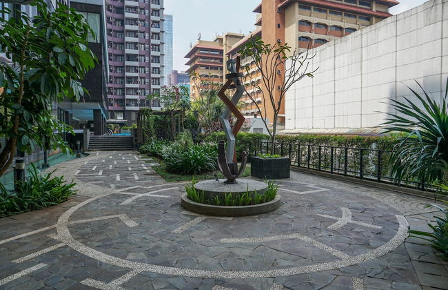 Homey And Nice 2Br At Tamansari Semanggi Apartment - Foto 27