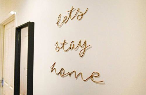 Stylish House with Smart TVs and Netflix, Fast Wifi, Free Parking and Garden by Yoko Property - Foto 32