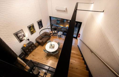 Dark Studio - Photo 12