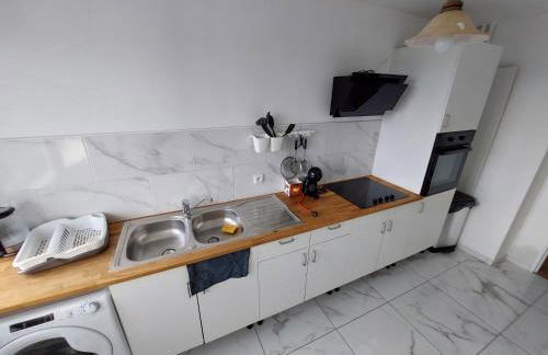 Beautiful & cosy 3 bedrooms full accommodation - Foto 12