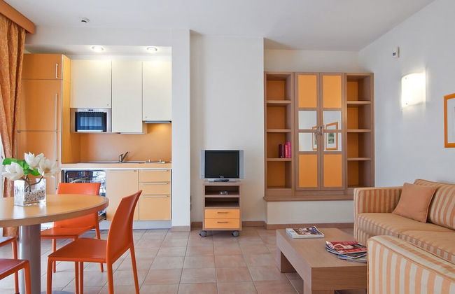 Long Stay Monthly Cheap Apartment With Backyard Garden - Foto 15