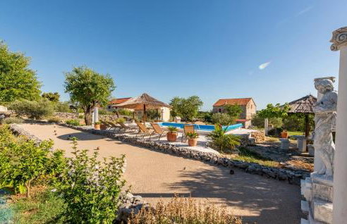 Gorgeous Home In Gornje Ceranje - Foto 13