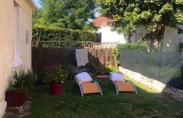 kerwatt - Grande et belle maison de ville avec jardin, proche centre et mer - Photo 4