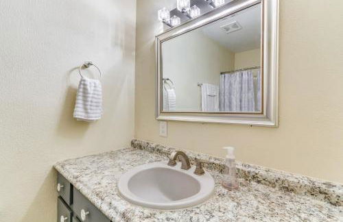 Pace Family Home 1 Mi to Beach and Park! - Foto 16