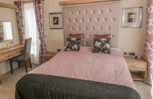 Avonal Lodge 24 - Photo 9