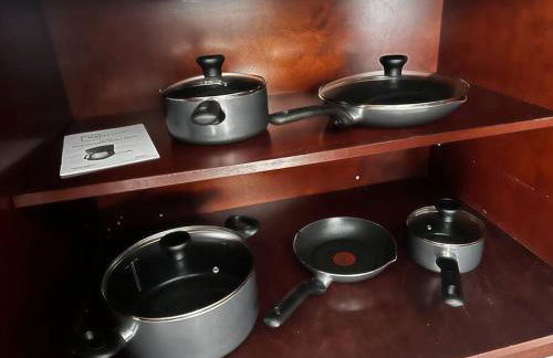 GREAT Luxe House NEAR Downtown & Marina in Miami - Photo 19