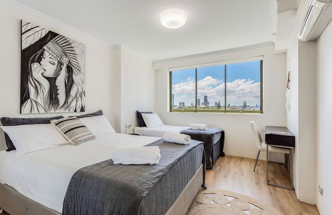 The Meriton on Main Beach - Photo 11