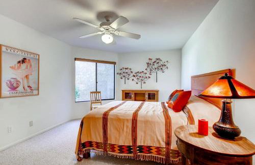 Country Club Home 2 BR, 2 BA and Den about 1 Mi to Golf - Foto 20