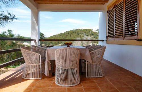 7 Bedroom Villa with Pool - 5mins walk to Cala Llonga Beach - Can Ramon - Foto 36